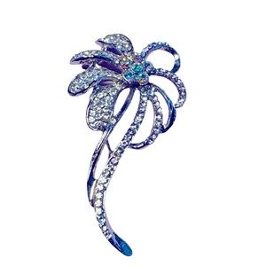 Silver Tone Collectible Flower Brooch Pin Retro Floral Nature Jewelry Coquette